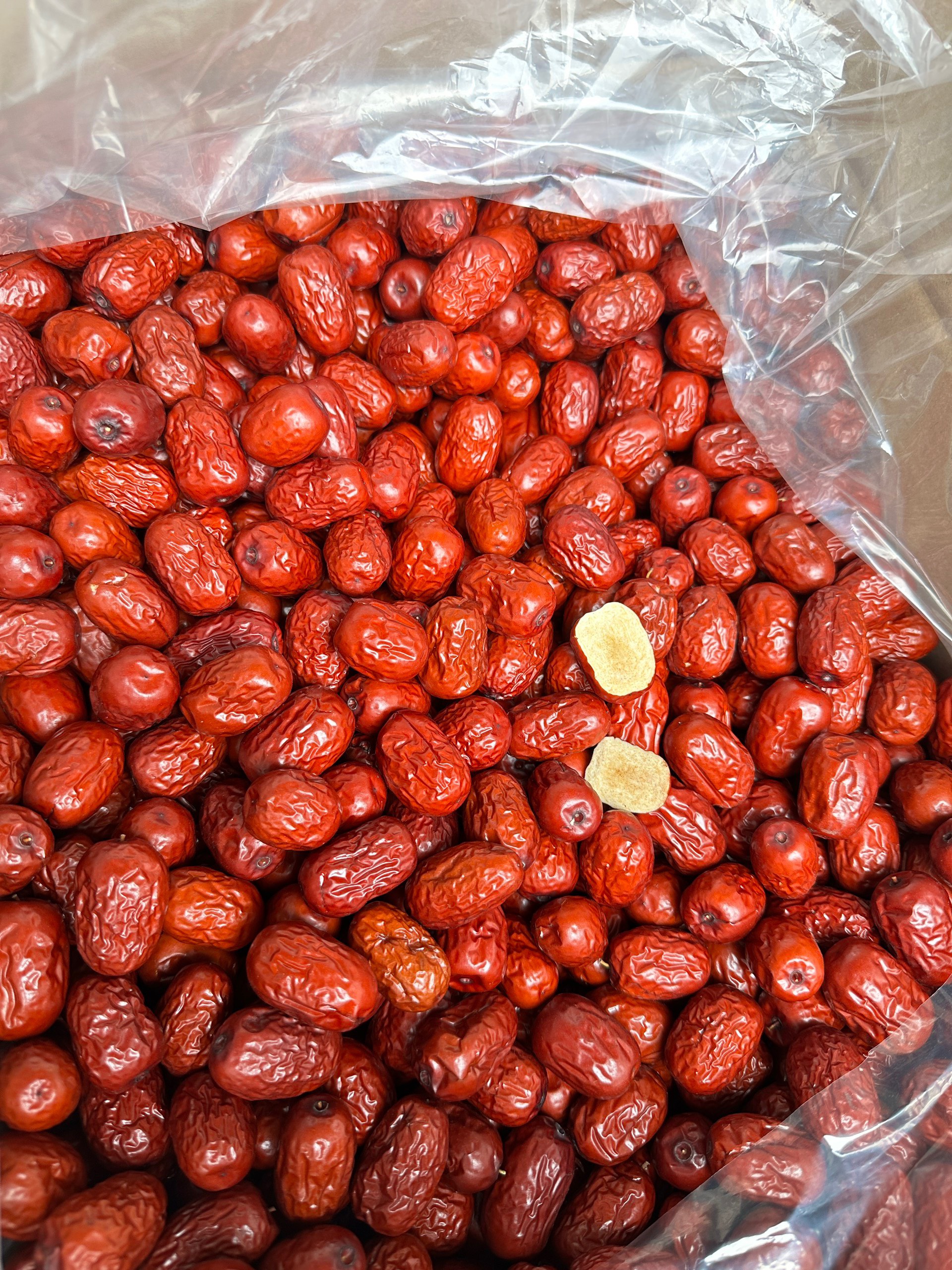 Đánh giá sản phẩm Táo đỏ Tân Cương – Lợi ích và Những trải nghiệm thú vị